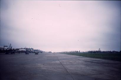 作品画像:厚木基地の米軍機
