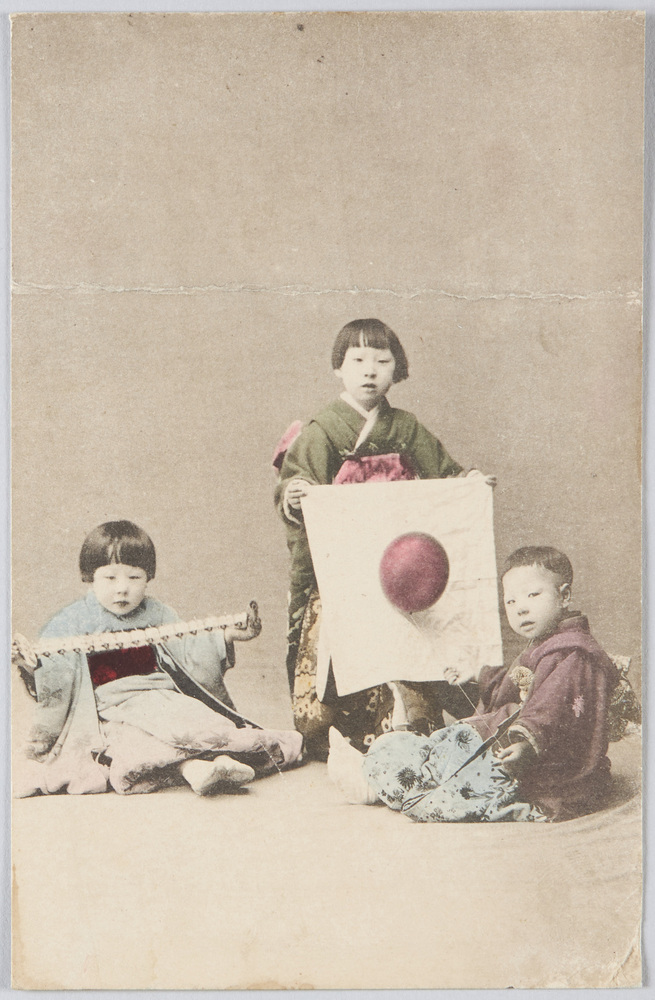 作品画像:3人の子供