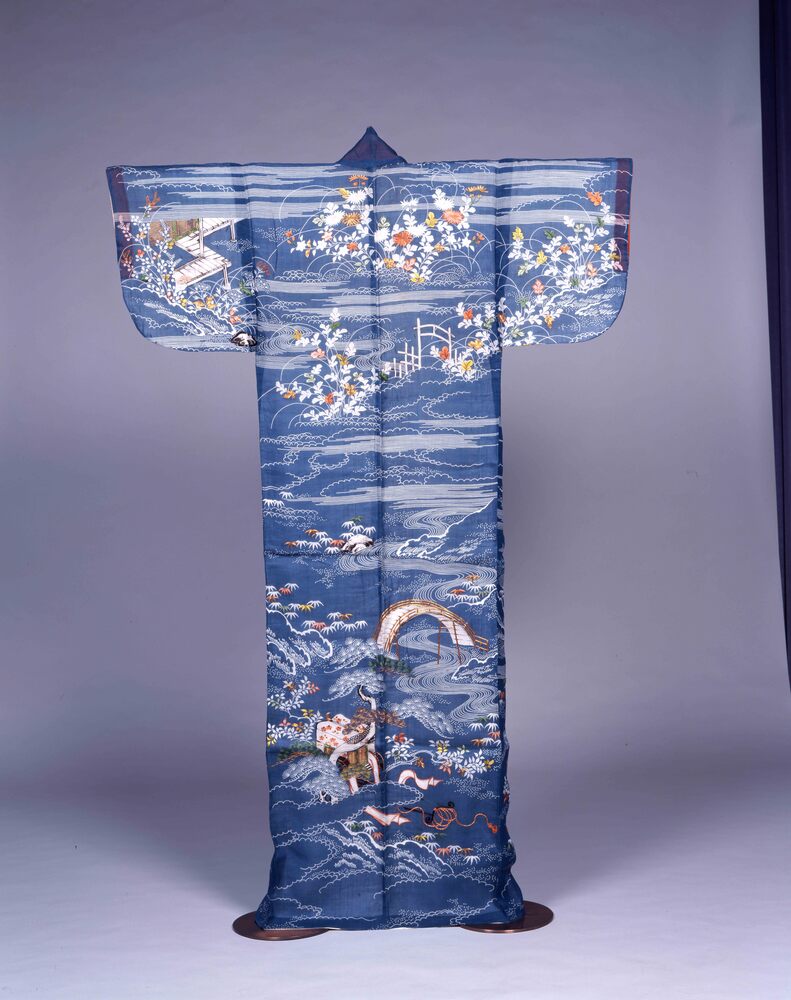 作品画像：納戸麻地松秋草風景模様帷子（襲付）