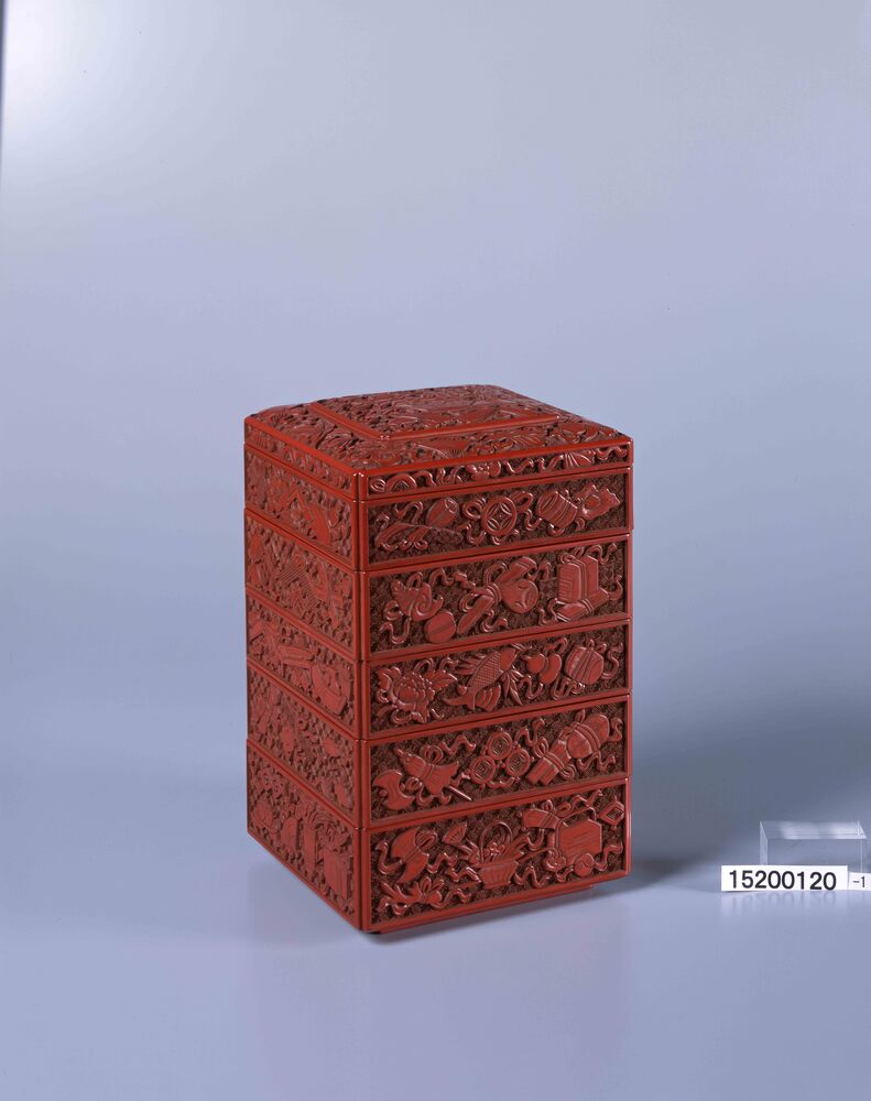 作品画像:堆朱重箱