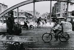 作品画像:築地市場 東京