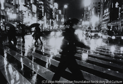 作品画像:東京都新宿区靖国通り
