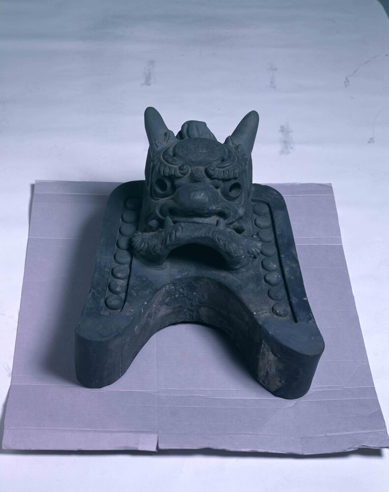 作品画像:旧浅草寺観音堂隅棟鬼瓦(二の隅)