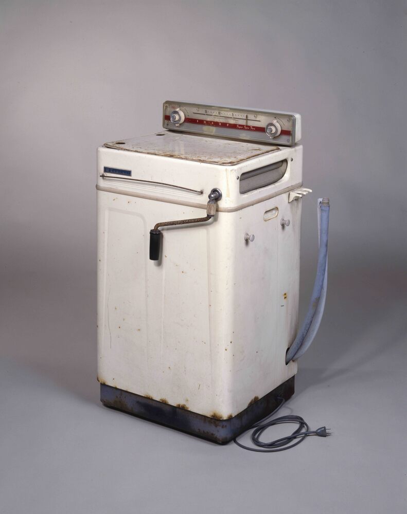 作品画像:クミアイ電気洗濯機 900型 9-2536