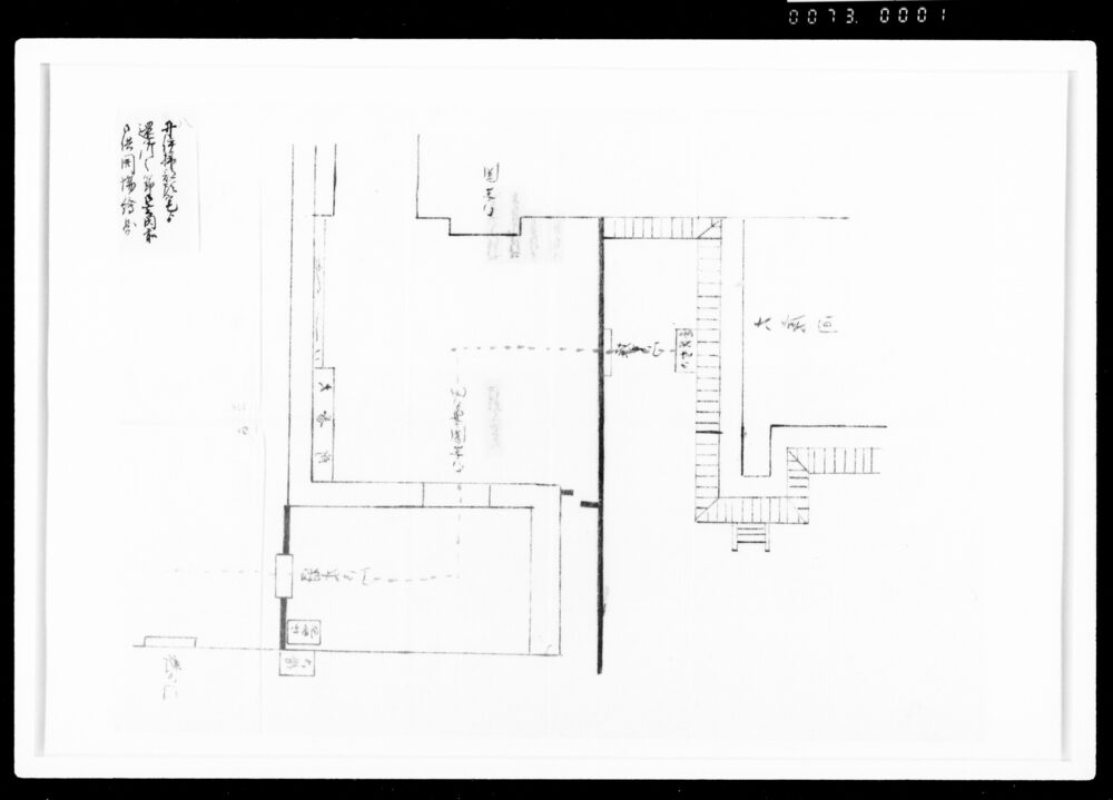 作品画像:大納言様御宮参行列建場絵図のうち井伊掃部頭宅より還御之節御玄関前御供開場絵図