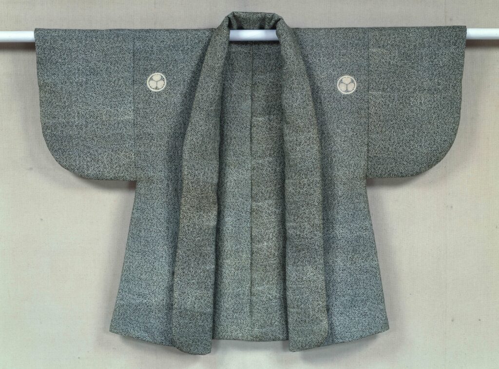 萌葱地葵紋付小紋染胴服
