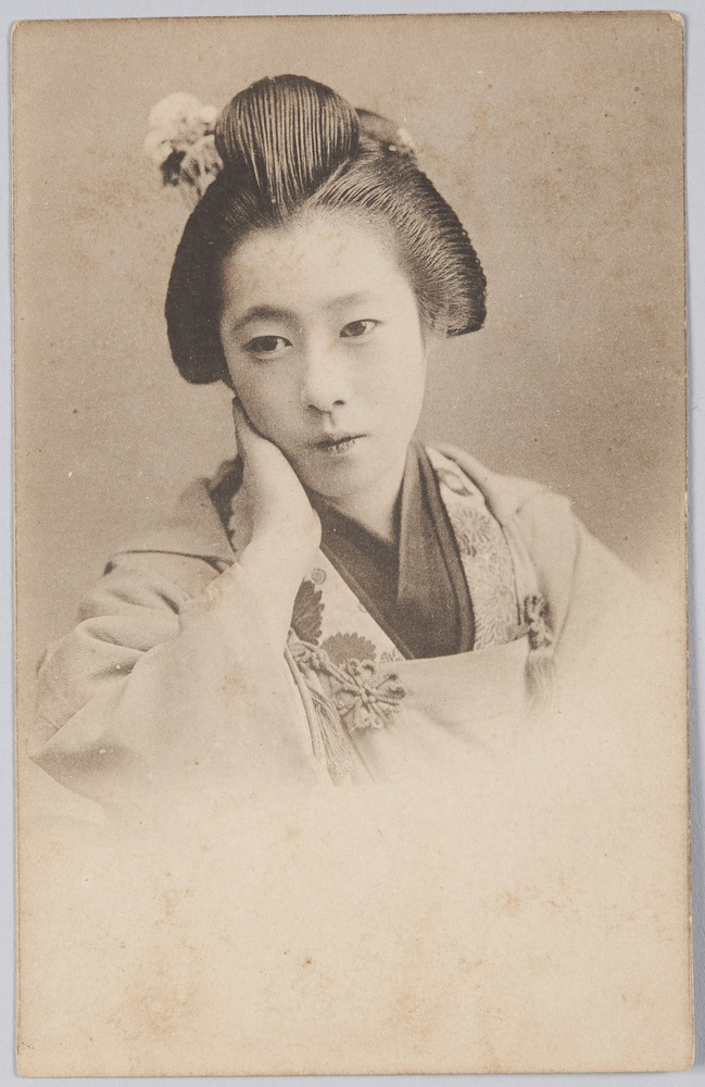 作品画像：日本髪の女性