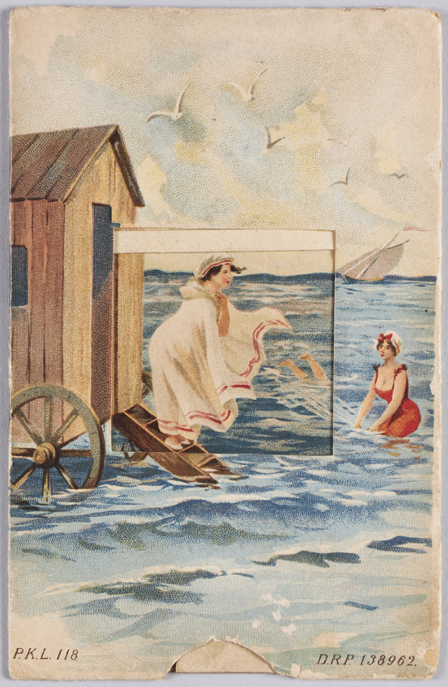 作品画像:海水浴の女性たち(仕掛け絵葉書)(外国製)