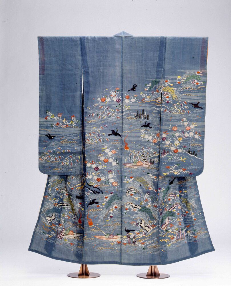 作品画像：藍鼠麻地御所解文様鵜飼振袖帷子
