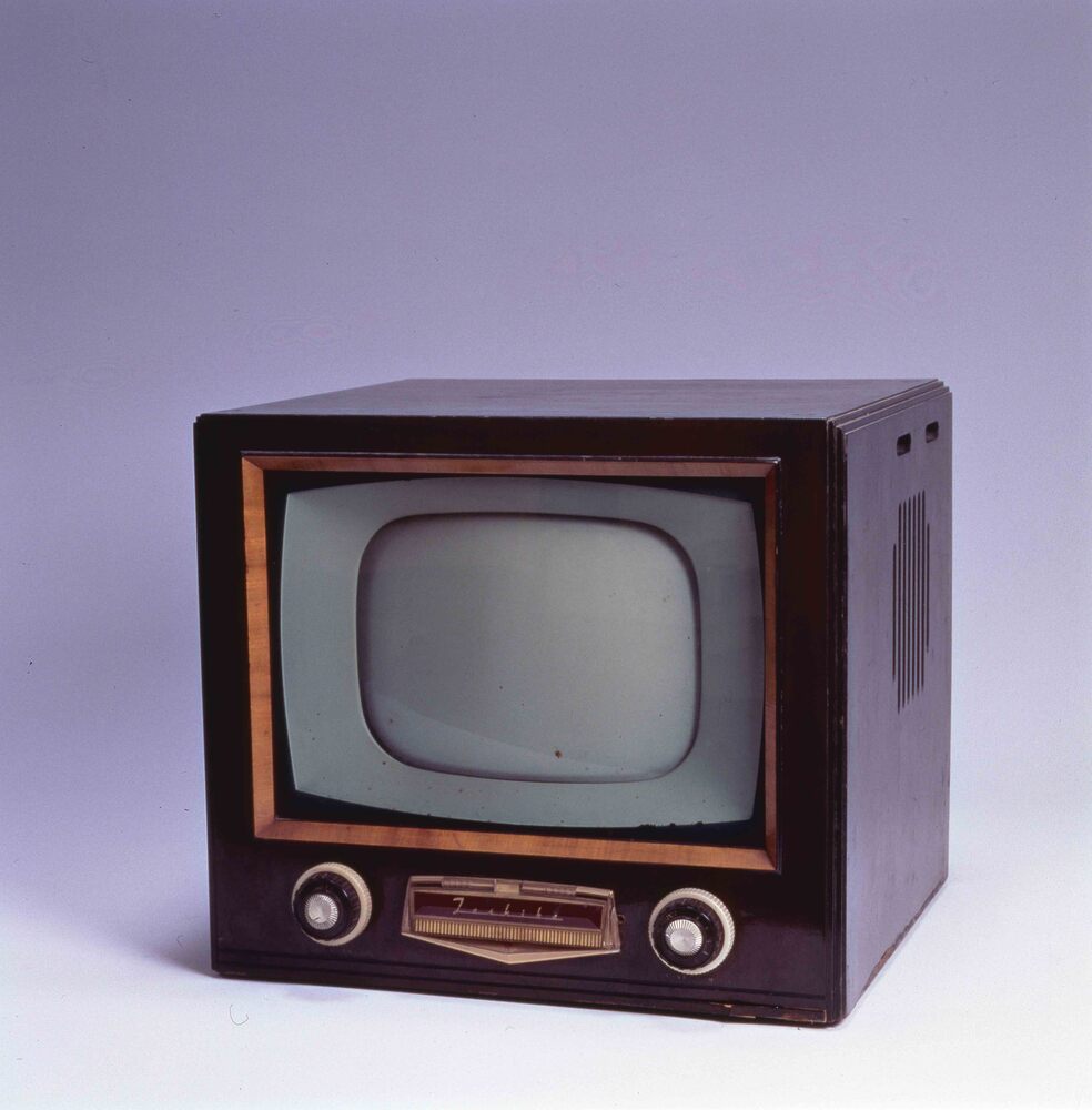 作品画像:テレビ