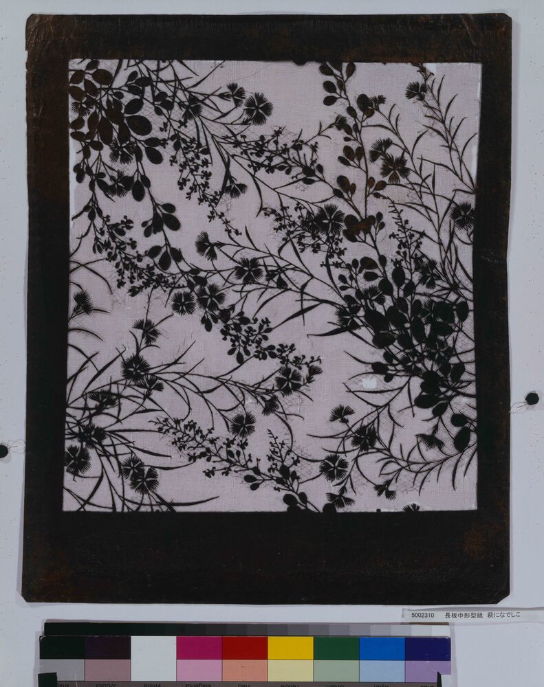 作品画像:長板中形型紙 萩になでしこ
