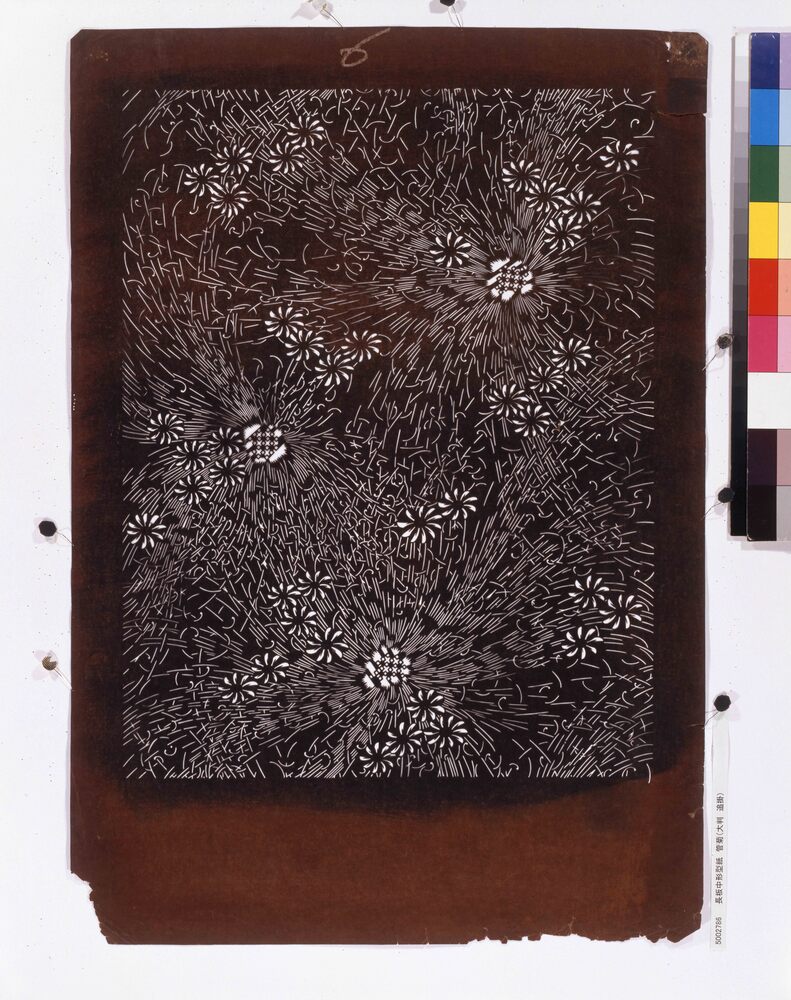 作品画像:長板中形型紙 管菊(大判 追掛)
