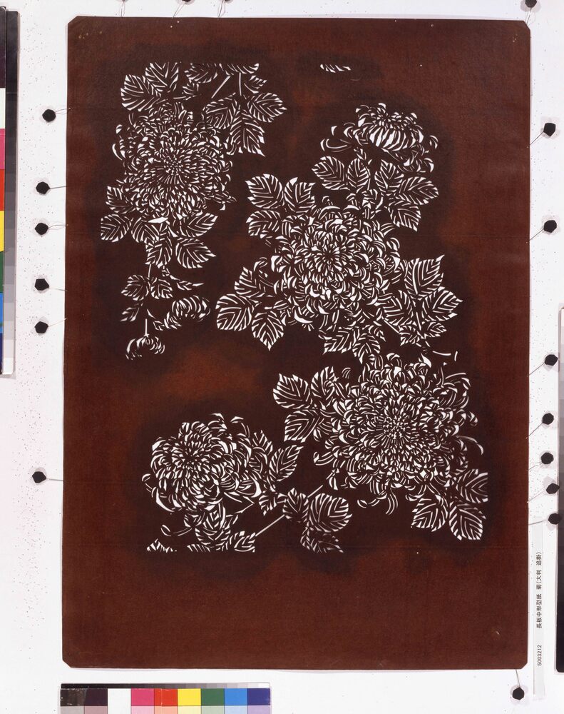 作品画像:長板中形型紙 菊(大判 追掛)