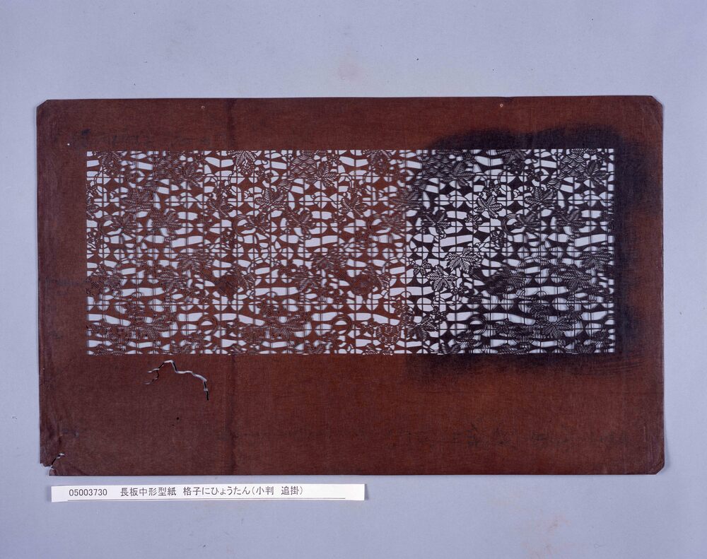 作品画像:長板中形型紙 格子にひょうたん(小判 追掛)