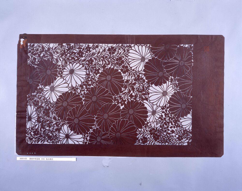 作品画像:長板中形型紙 大判 秋の草花