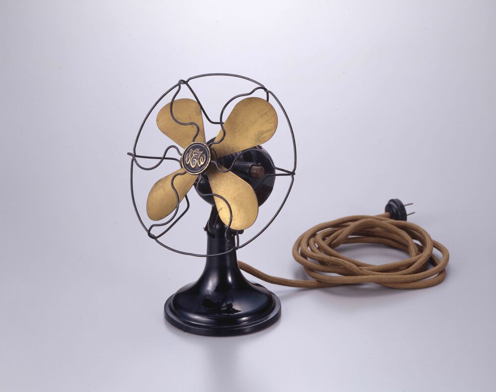 作品画像:小型扇風機