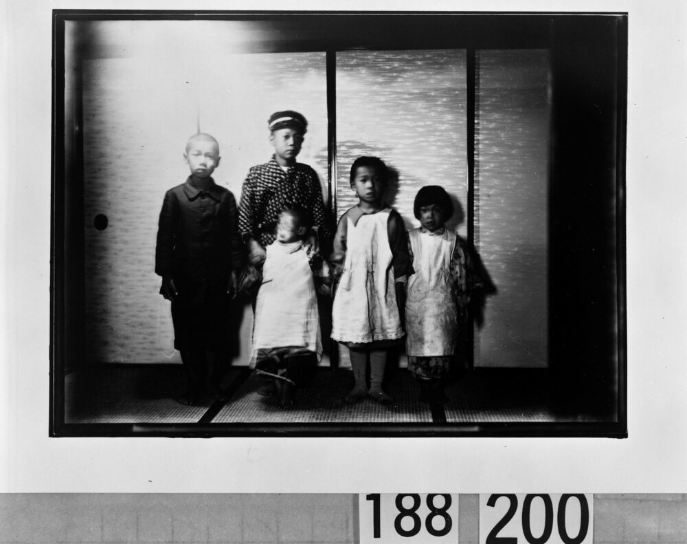 作品画像:5人の子供