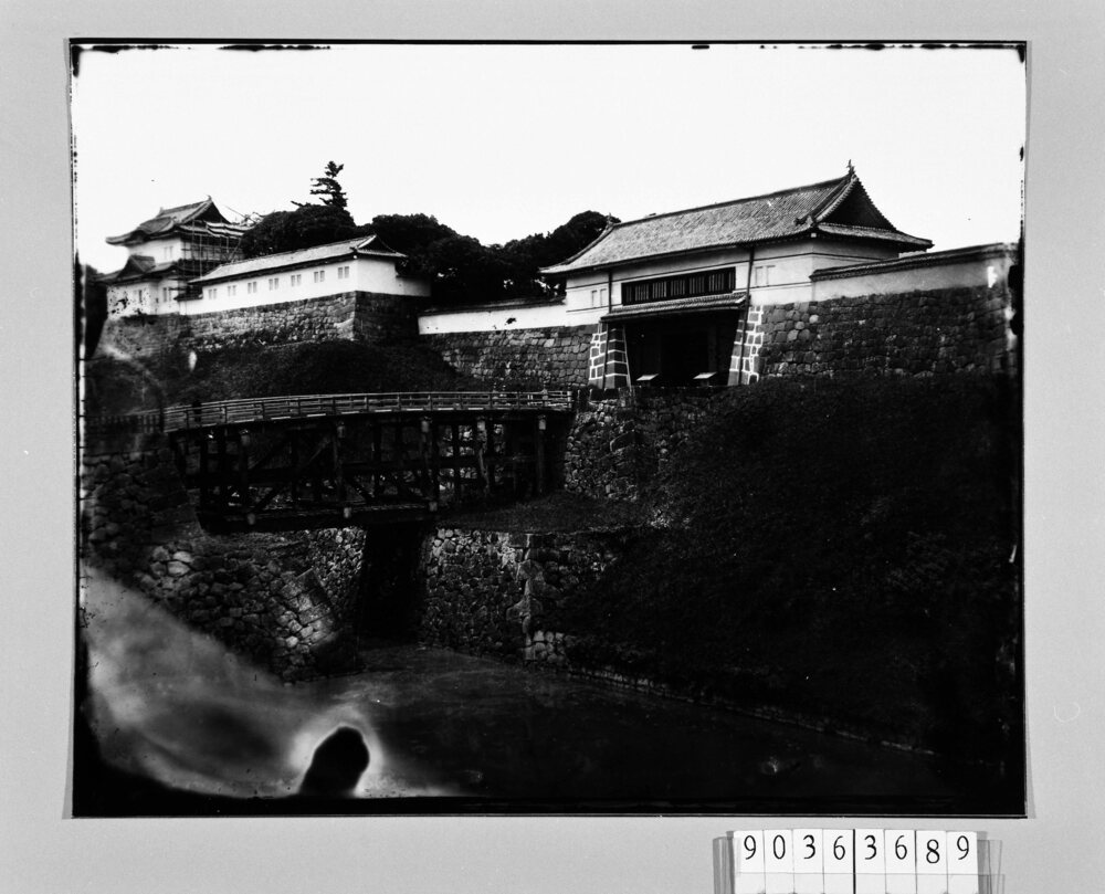 作品画像:旧江戸城写真ガラス原板 西ノ丸書院門