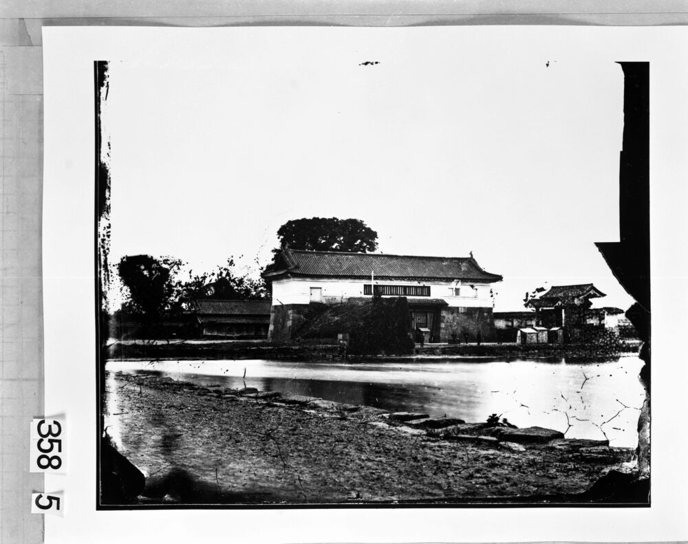 作品画像:旧江戸城写真ガラス原板 日比谷門