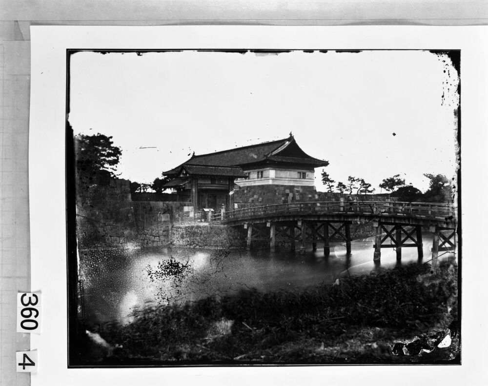 作品画像：旧江戸城写真ガラス原板　 常盤橋門