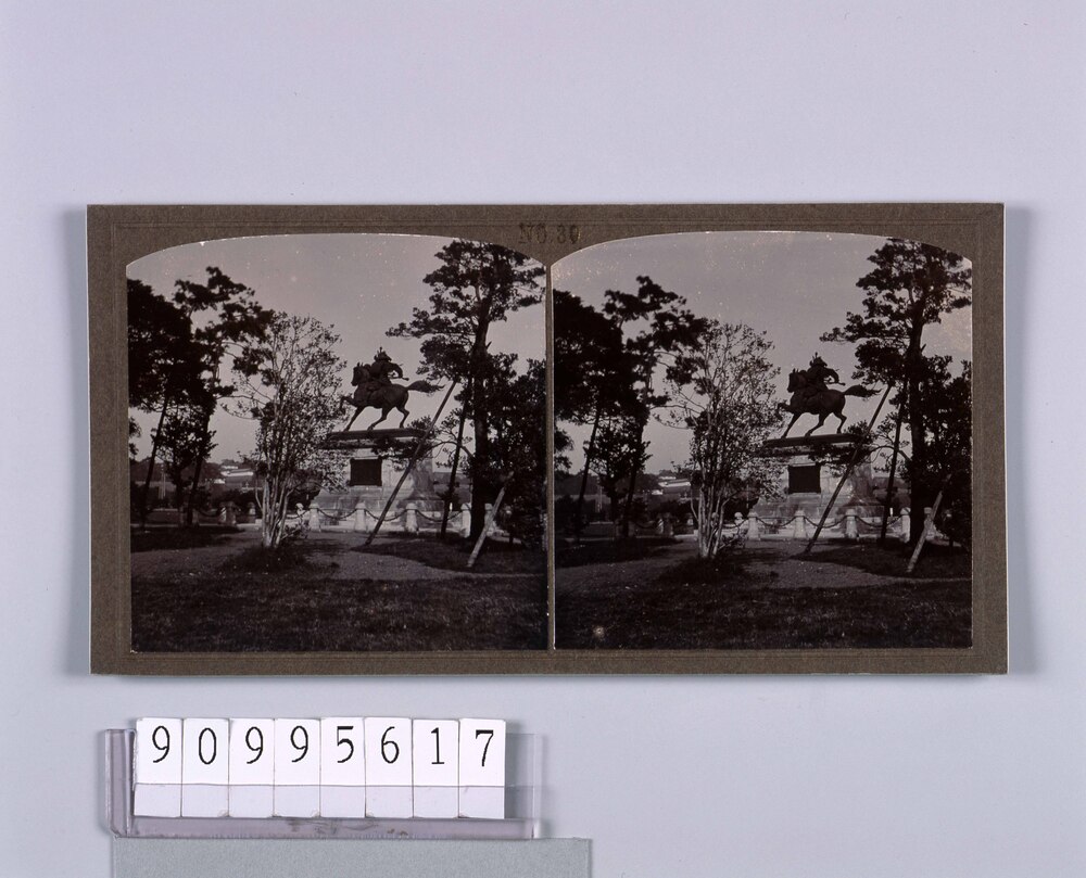 作品画像:楠公銅像(No.39)