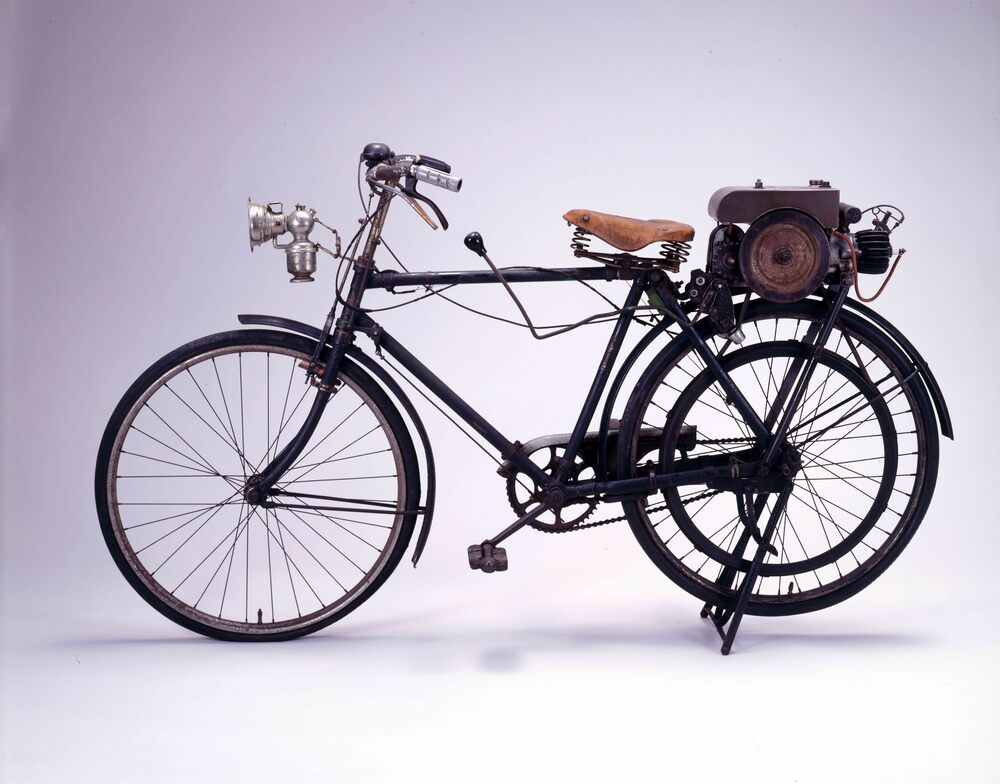 作品画像：エンジン付自転車