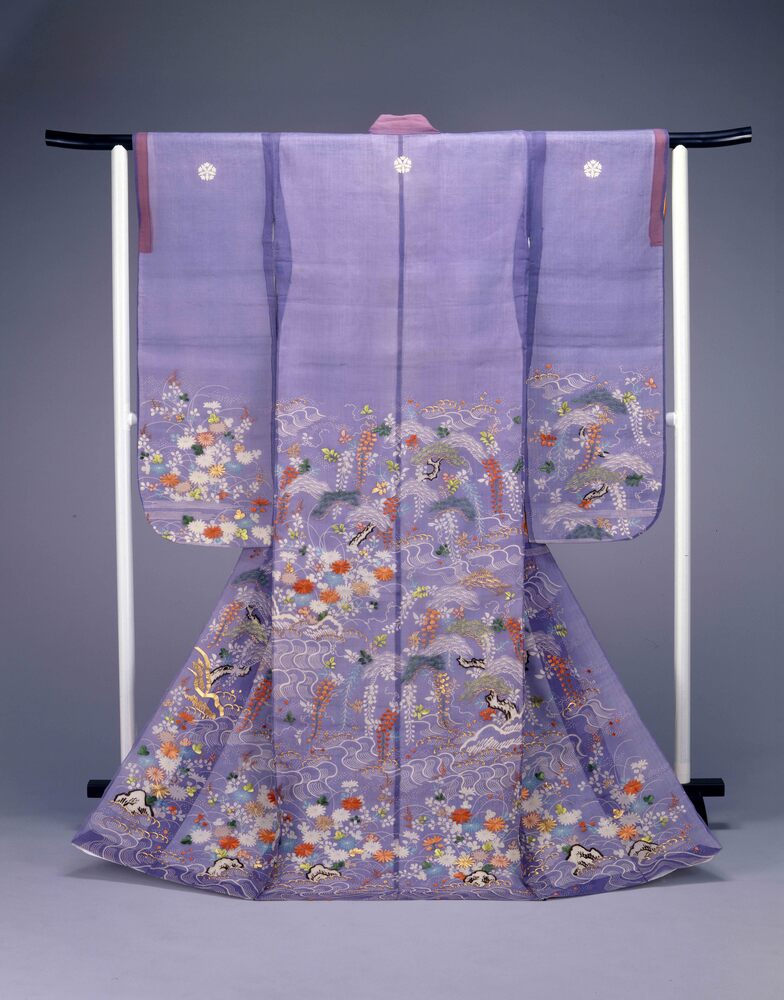 作品画像:藤色麻地松藤流水秋草模様染縫振袖帷子
