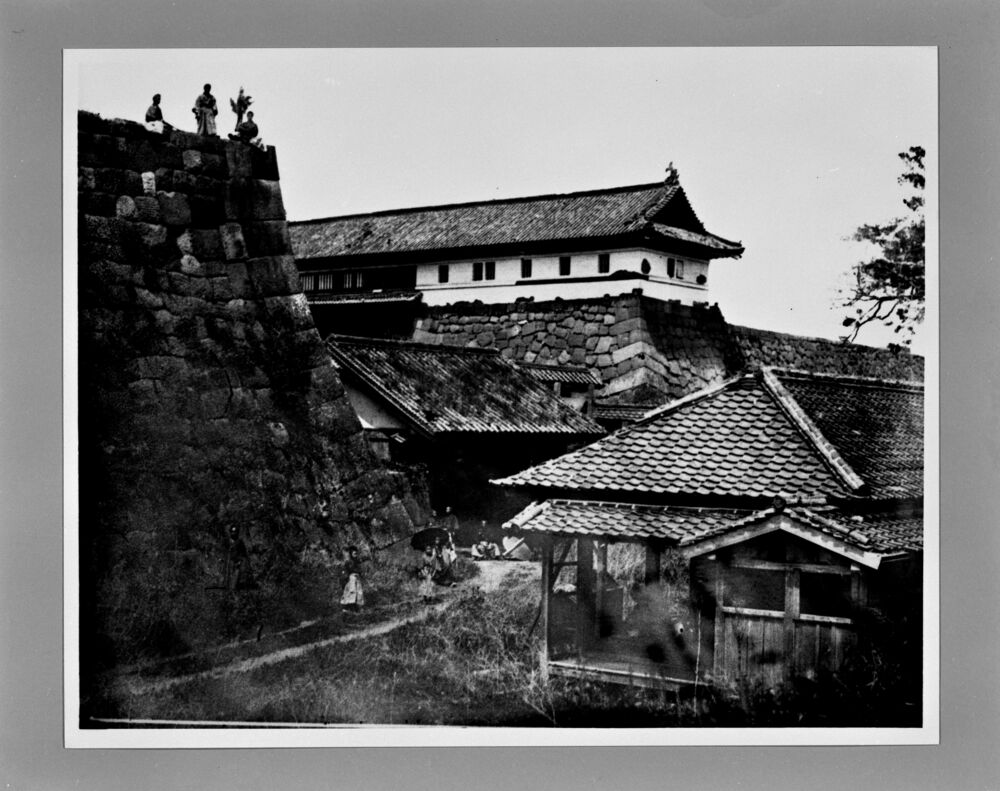 作品画像:旧江戸城写真ガラス原板 上梅林門と二ノ丸喰違門