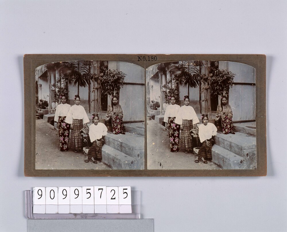 作品画像:麺馬国の女性たち(No.180)