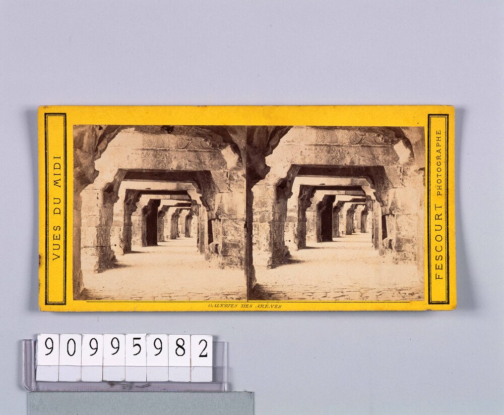 作品画像：外国製ステレオ写真　Vues du Midi(Galeries desArenes)南フランス