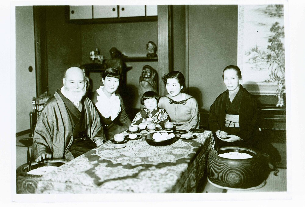 作品画像:高橋是清記念写真(他家族4名)
