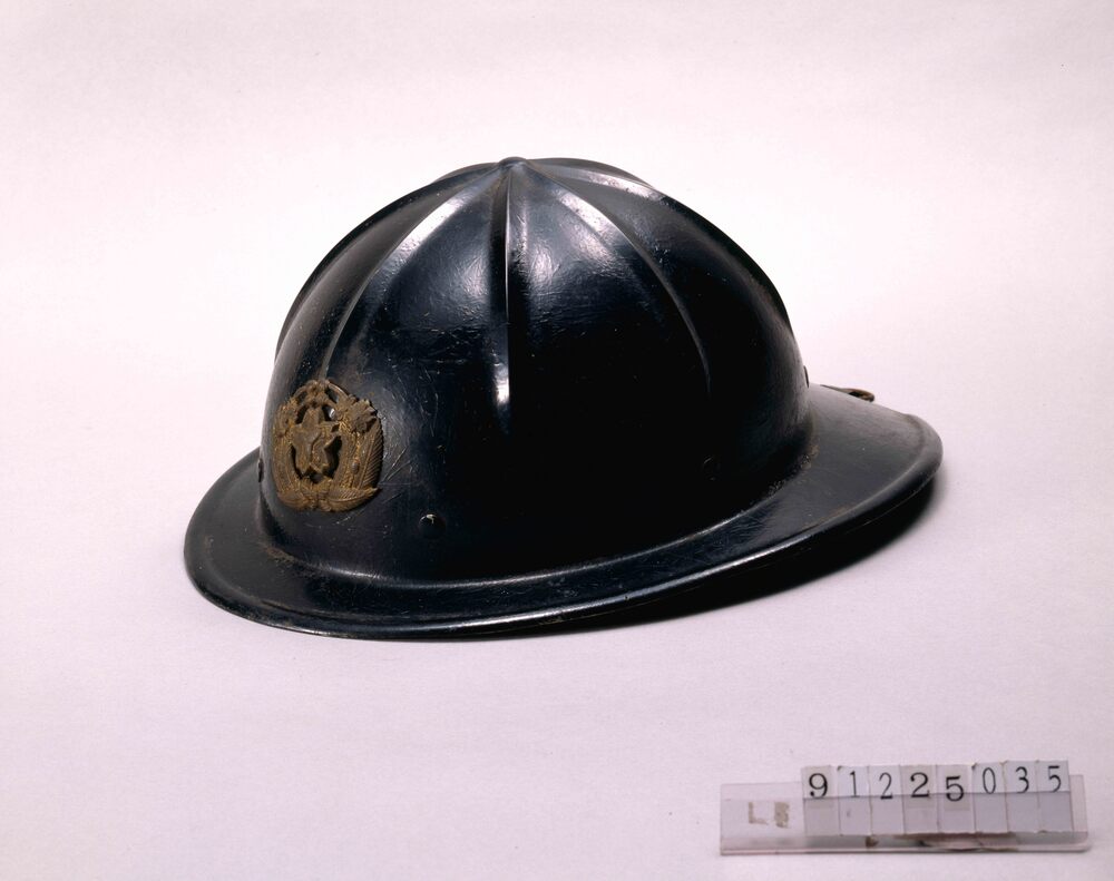 作品画像：消防用ヘルメット