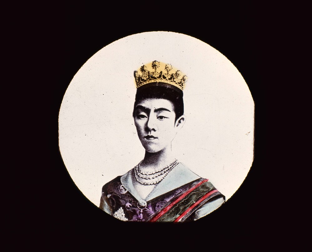 作品画像:明治皇后
