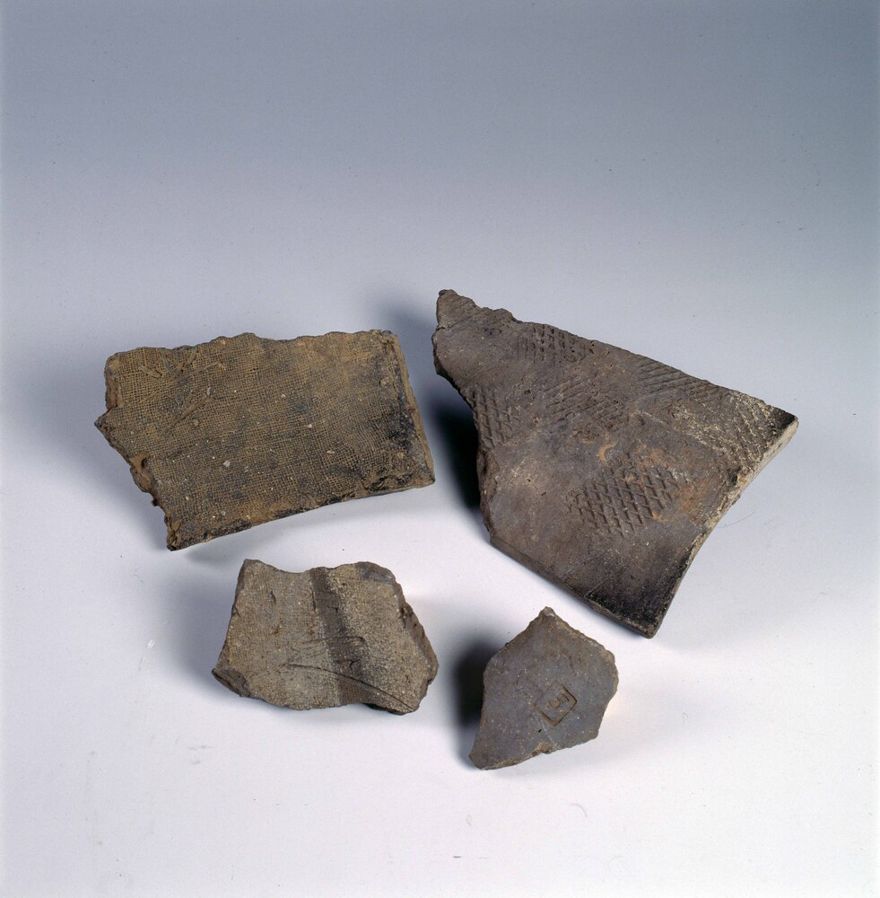 作品画像:文字瓦(豊島郡)(武蔵国分寺出土)