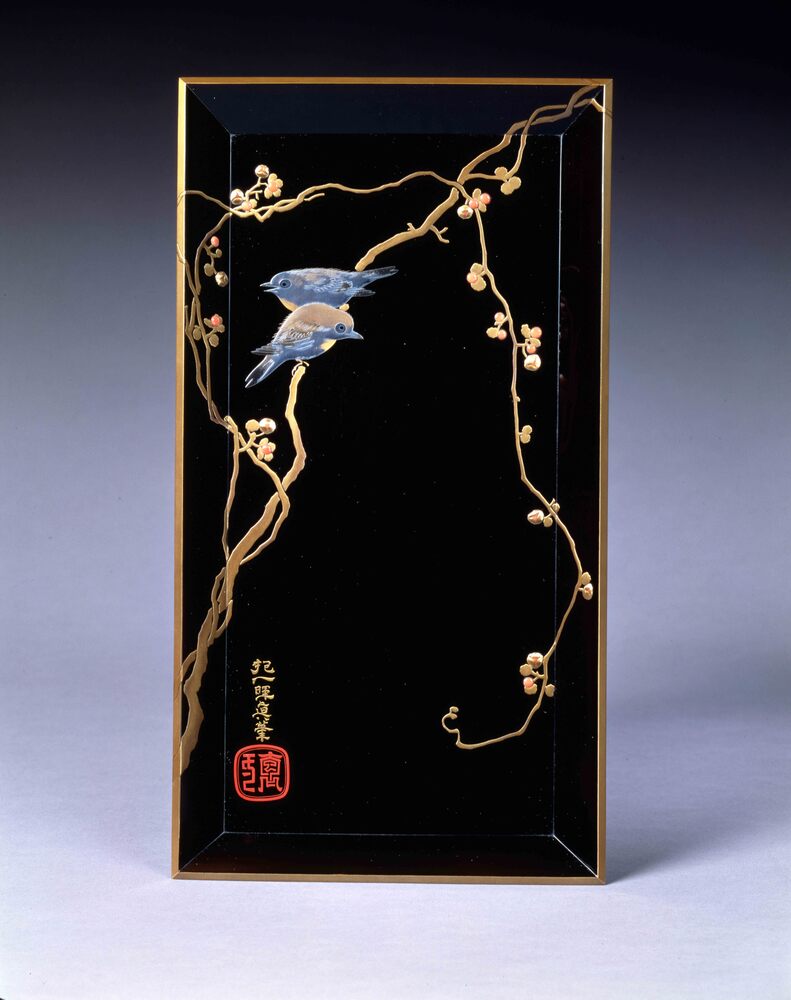 作品画像:蔓梅擬目白蒔絵軸盆