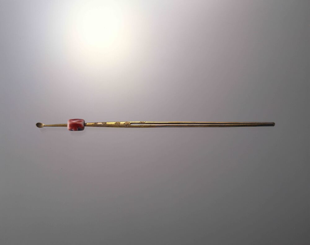作品画像:銀鍍金陶器玉簪