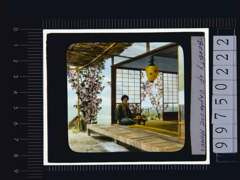 作品画像：日本家屋(幻燈原板)