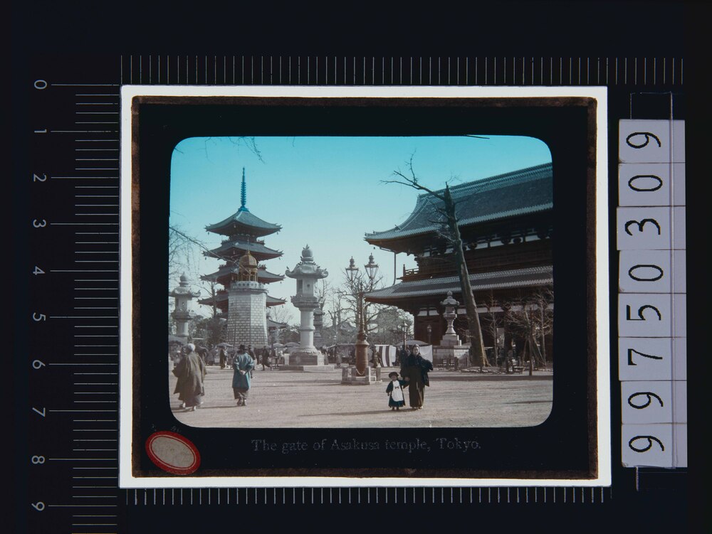作品画像:東京 浅草寺(幻灯原板)
