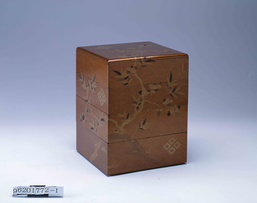 作品画像:橘竹四ツ目結紋蒔絵重箱