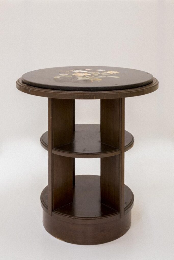 作品画像：小卓子（若宮居間）