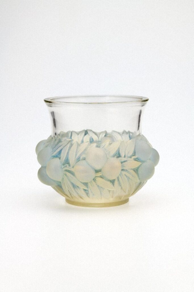 作品画像：花瓶《プラム》