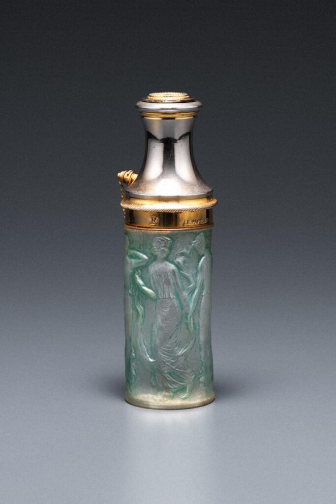 作品画像：円筒形香水スプレー《人物像 No.2》マルカ・エ・バルデル社