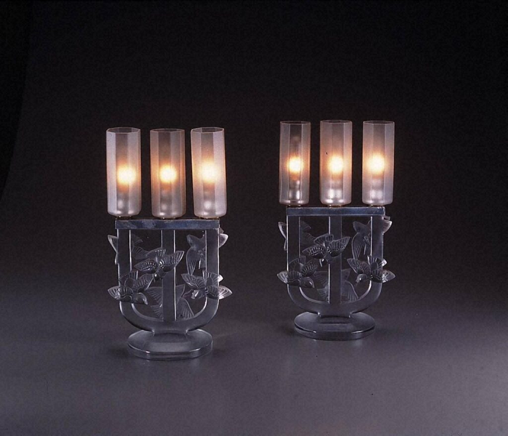 作品画像：電灯式燭台《三つ枝のロワトレ》