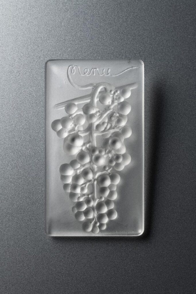 作品画像：メニュー《ぶどう（シャスラ）》