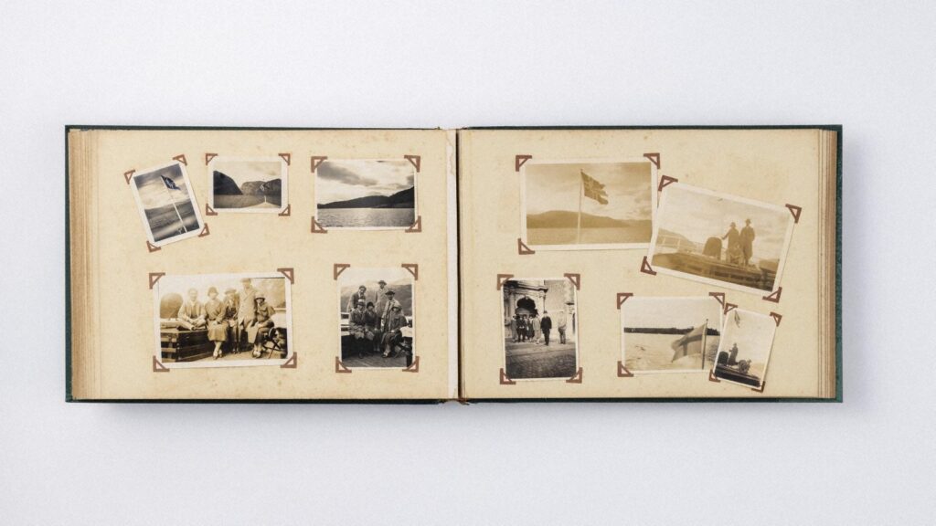 作品画像：朝香宮滞欧アルバム（スカンジナビア、スコットランド、ドイツ）