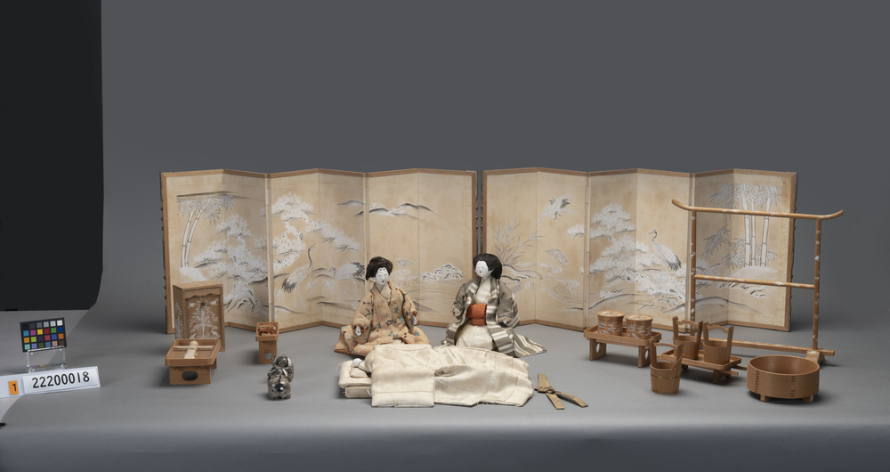 御誕生人形