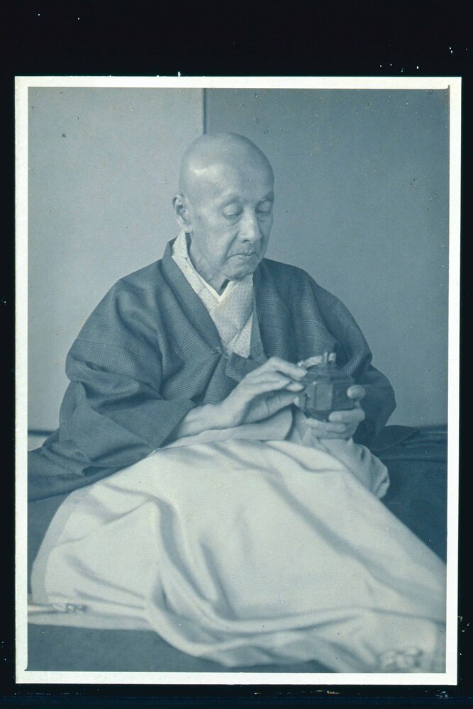 川村清雄肖像一括(駅鈴を持つ)