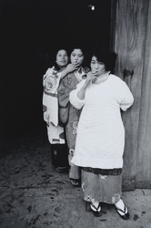 作品画像：女三態
