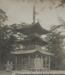 作品画像：霊山寺 三重塔