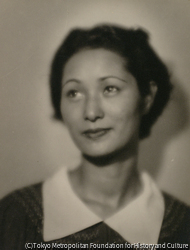 作品画像：(白い衿の女性 A)